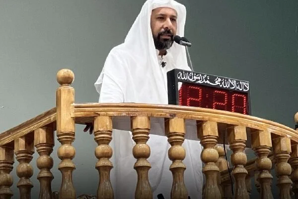 حسینی هشدار داد: جامعه امروز چقدر تشنه مهربانی و احترام است؟