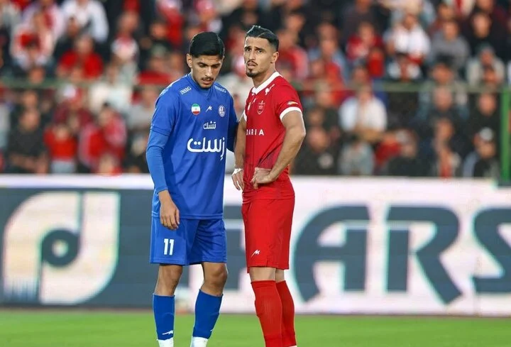 علیپور به‌خاطر جام جهانی و پیشنهادات خارجی، اول قرارداد پرسپولیس را رد کرد!