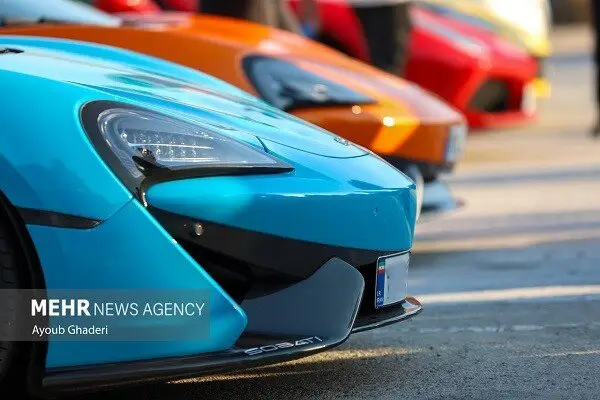 حذف سهمیه بنزین خودروهای خارجی بالای ۱۳۰۰ سی‌سی؛ تکلیف مالکان چیست؟