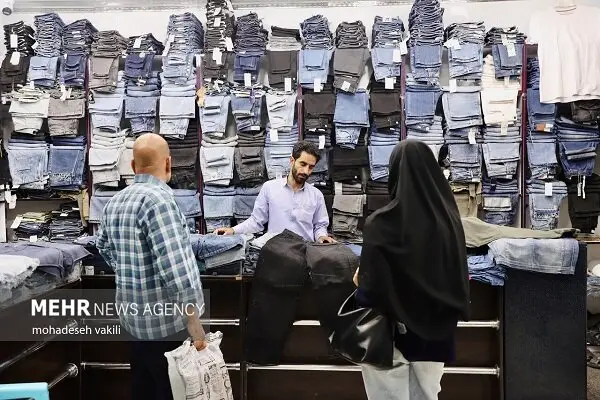 ورود گسترده پوشاک بی‌کیفیت به بازار ایران؛ هشدار رئیس اتاق اصناف تهران