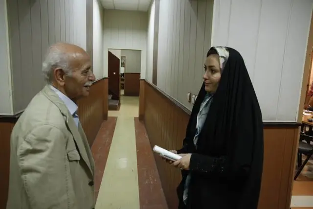 ۵۰ سال عاشقی و ماجرای شعری که طنزنویس مشهور در اعتراض به او سرود!