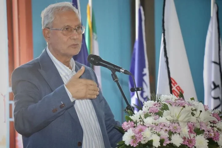 ربیعی: در شرایط تحریم نیازمند گذار به سیستم رفاهی هوشمند هستیم