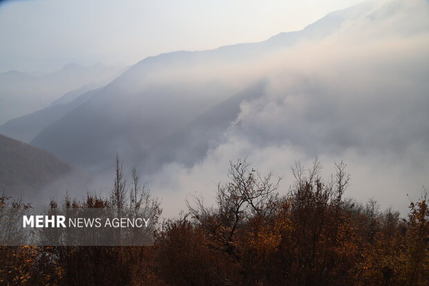 مهار کامل آتش‌سوزی در سه شهرستان گلستان؛ نیروها همچنان در حال خاموش‌سازی نهایی