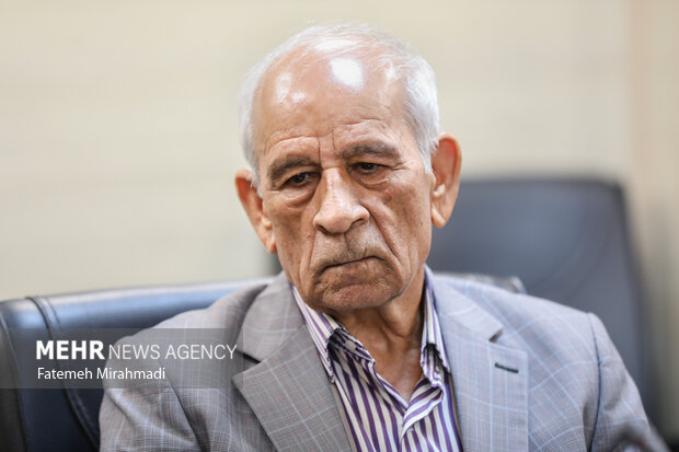 ادبیات داستانی در شیوه روایت، تأثیری فراتر از خاطرهنگاری دارد