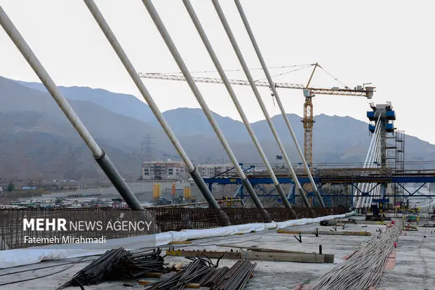 صادق: کنارگذر شمالی کرج تا پایان امسال تکمیل می‌شود