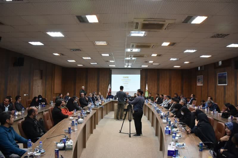 پوستر رویداد تولید محتوای دیجیتال بسیج در خرم‌آباد رونمایی شد