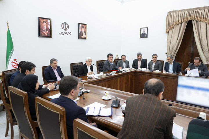 عارف: داده‌ها به گران‌ترین و حیاتی‌ترین دارایی کشور تبدیل شده‌اند!