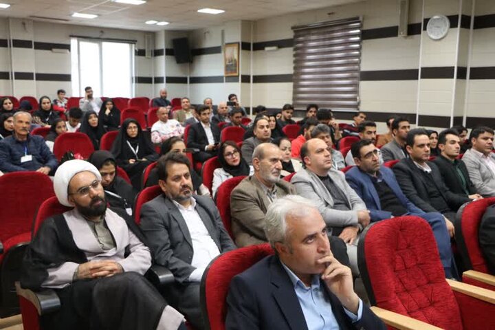 دیگر نمیتوان به دولت برای اشتغال تکیه کرد؛ دانشجویان کارآفرین شوند