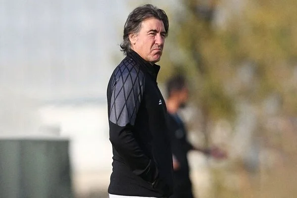 جریمه سنگین انضباطی برای ساپینتو/ هواداران تراکتور محروم شدند