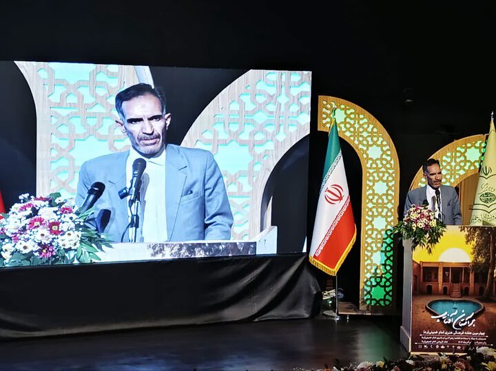 بیات: بخش خصوصی، کلید طلایی توسعه میراث فرهنگی خمین است