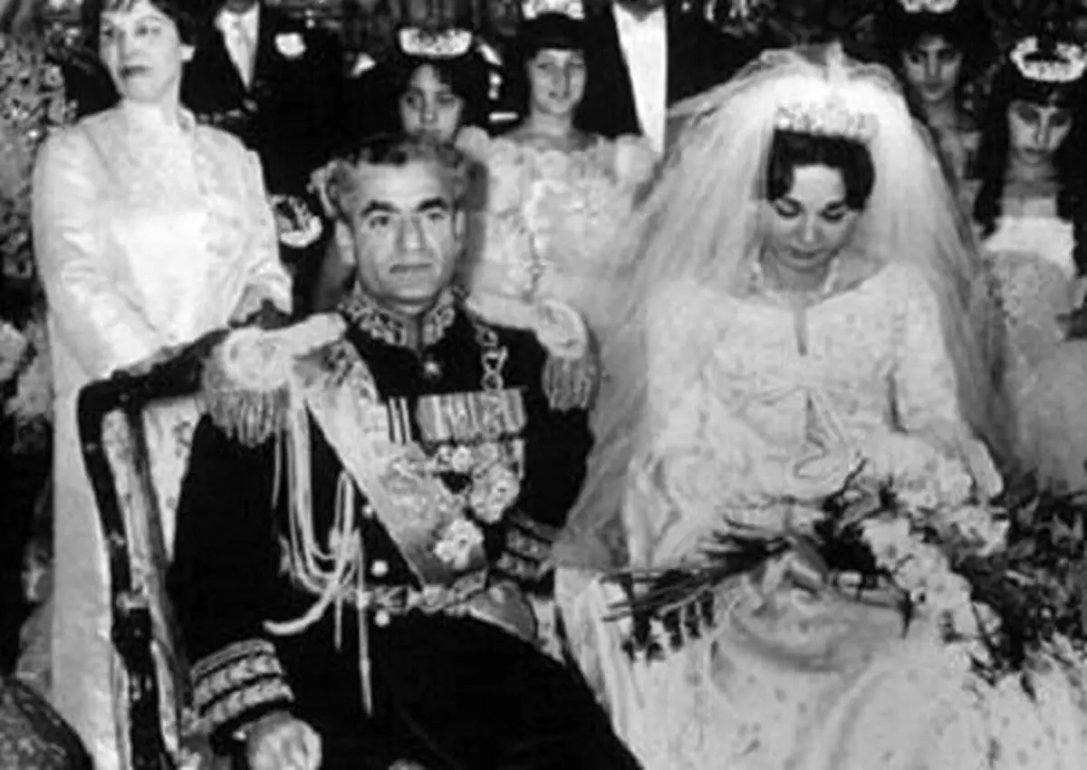 سفر به شب یلدای تاریخی؛ عروسی پرهزینه محمدرضا پهلوی و فرح دیبا که از جیب مردم رقم خورد!