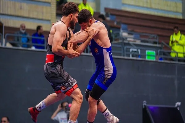 چرخه انتخابی کشتی گیران فرنگی را بی‌انگیزه می‌کند/ جام تختی دیده نشد