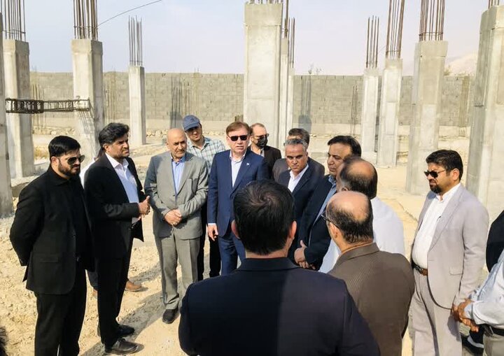 استاندار بوشهر وعده راه‌اندازی هنرستان فنی‌وحرفه‌ای در شیرینو را داد؛ تحولی که دانش‌آموزان منتظرش بودند!