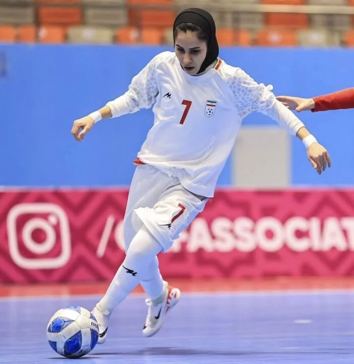 برابر بهترین تیم دنیا بدون ترس بازی کردیم/ لیگ ایران حرفهای نیست