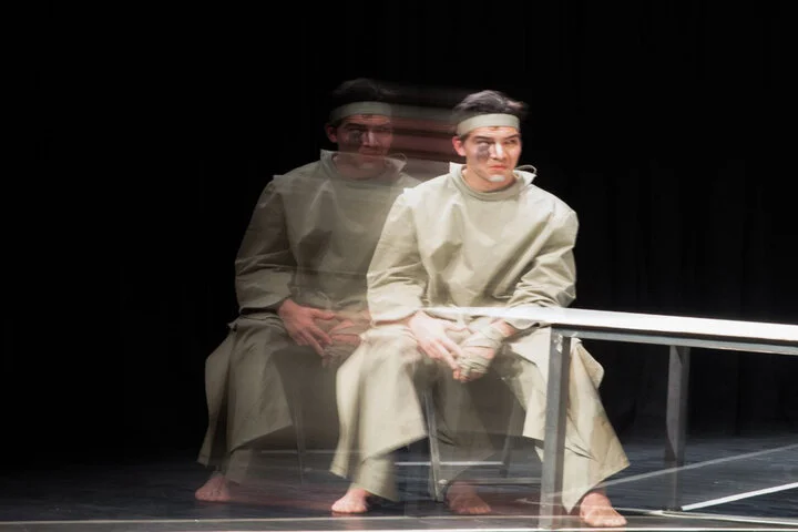 ماجرای گران شدن قبر یک عموی دیوانه؛ بازیگر باید خود را وقف نقش کند