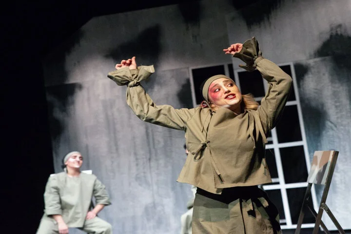 ماجرای گران شدن قبر یک عموی دیوانه؛ بازیگر باید خود را وقف نقش کند