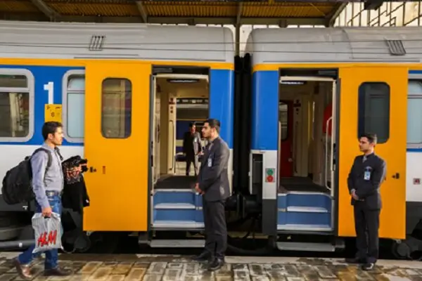 لغو کمتر از ۲ درصد بلیت قطار سنندج–همدان؛ بازپرداخت وجه قطعی اما زمان‌بر است