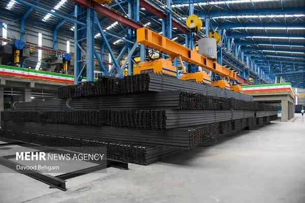 صادرات فولاد ایران ۵.۳ میلیارد دلار درآمد ساخت، اما تولیدکنندگان کنار ماندند!