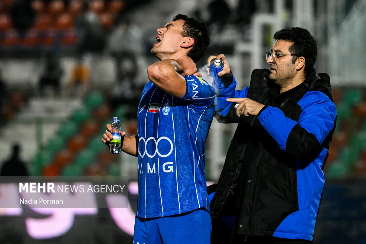 سقوط آبی ها در هفته ایده آل سپاهان/ زنگ خطر برای تراکتور به صدا درآمد