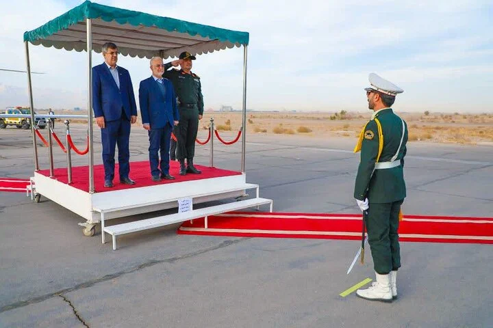 وزیر کشور با ورود به یزد، کلید چند پروژه مهم عمرانی و صنعتی را زد!