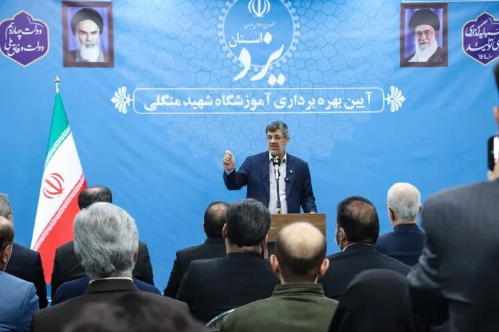 استاندار یزد خبر داد: عدالت آموزشی با ساخت ۱۲۹ مدرسه جدید در راه است!