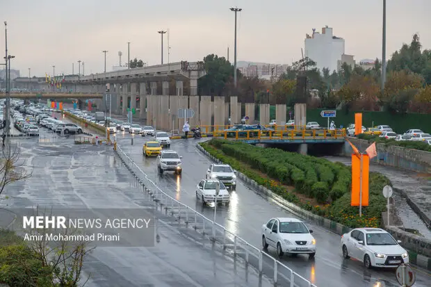 صدور هشدار نارنجی هواشناسی قم؛ وزش باد شدید و کاهش محسوس دما