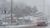 مه غلیظ و لغزندگی شدید جاده‌های کهگیلویه و بویراحمد را فلج کرد؛ جاده یاسوج-چرام همچنان مسدود است!