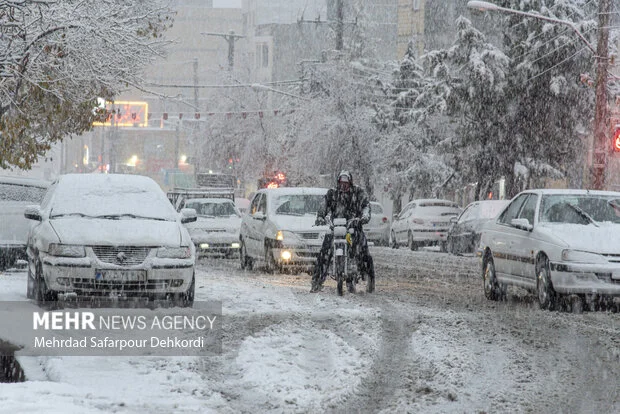 آماده‌باش بی‌سابقه مدیریت بحران در پی بارش‌های بی‌وقفه آذرماه