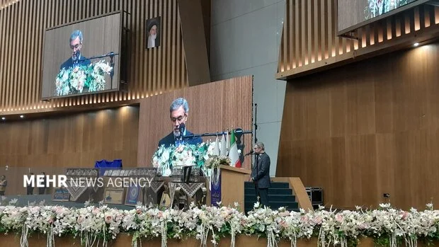 جعفریان از خیران خواست وارد میدان مبارزه با بیماری‌های غیرواگیر در اصفهان شوند!