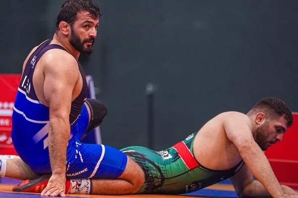 بازگشت برق‌آسای حسن یزدانی و جنجال‌های عجیب در لیگ کشتی آزاد ایران!