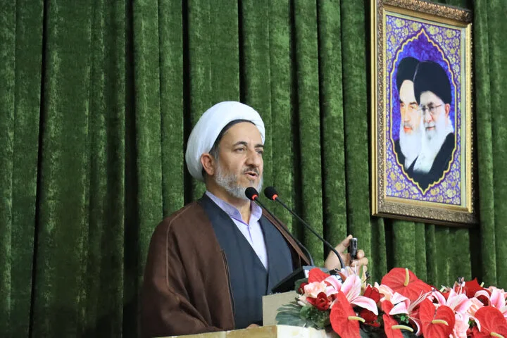 امام جمعه ماهان: مقاومت ملی چگونه هویت دینی ایرانیان را حفظ کرد؟