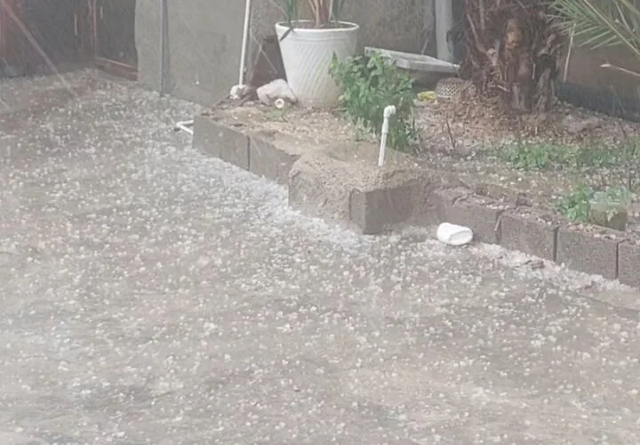 بارش تگرگ سنگین در آبپخش؛ طبیعت در حیرت فرو رفت!