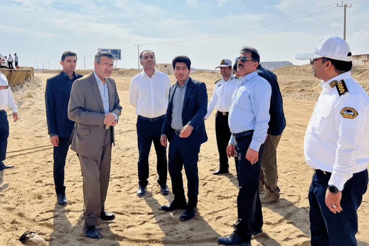 هشدار جدی نریمانی: قرارداد پیمانکار محور ساحلی قشم در آستانه فسخ قرار دارد!