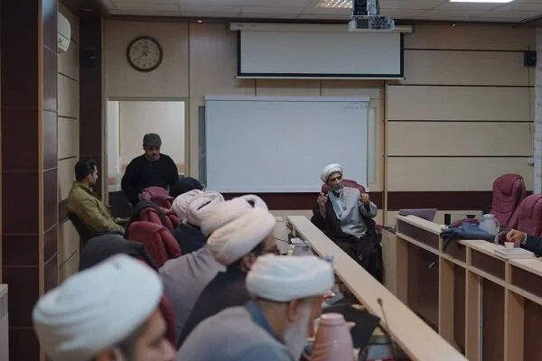 دوره آموزشی فرق و ادیان و مذاهب در زاهدان برگزار شد