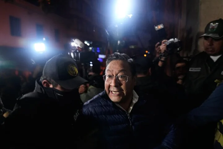 رئیس‌جمهوری پیشین بولیوی به ۵ ماه بازداشت موقت محکوم شد؛ علت چیست؟