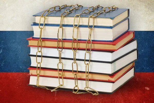 سانسور بی‌سابقه کتاب‌های فلسطین در پاریس؛ وقتی سیاست به فرهنگ حکم می‌راند!