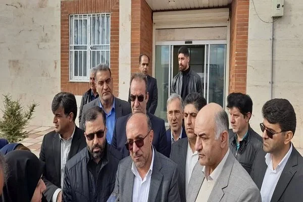 آغاز به کار رسمی گمرک منطقه ویژه اقتصادی بروجرد؛ فرصتی طلایی برای تجارت غرب کشور