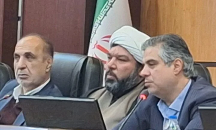 استاندار مرکزی: ورود متخصصان به شوراها، کلید شتاب‌گیری توسعه استان!