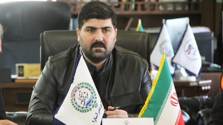 الوان پور هشدار داد: آسفالت غیر اصولی شاهراه ترانزیتی آستارا را نابود می‌کند!