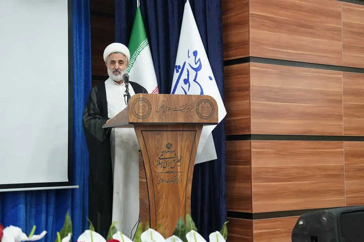 مرکز تحقیقات اسلامی مجلس چگونه قوانین را کاملاً منطبق بر دین می‌کند؟