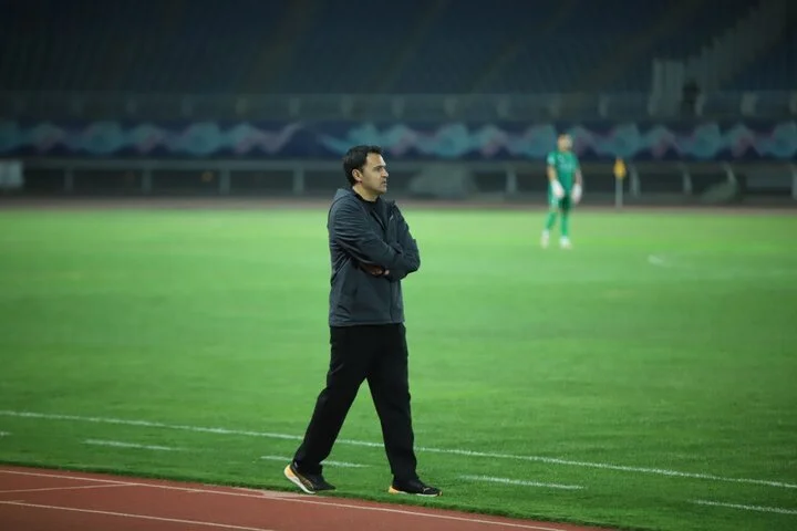 رزاقی‌راد: شهید قندی یزد با انگیزه‌ای بی‌نظیر به دنبال اولین برد خانگی در لیگ دسته دو!