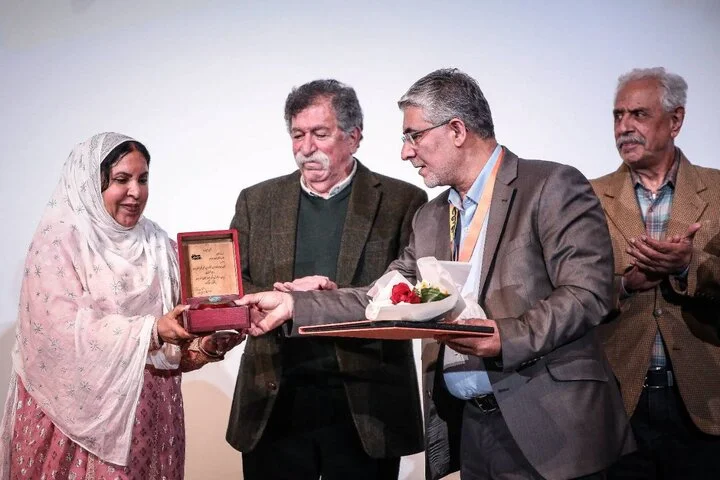 بزرگداشت مستندساز عاشق ایران؛ فضا را برای جوانترها باز کنید