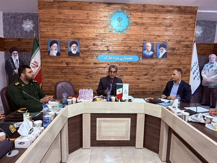 بخشدار خارگ: انسجام مدیریتی کلید تحقق مطالبات مردم جزیره!