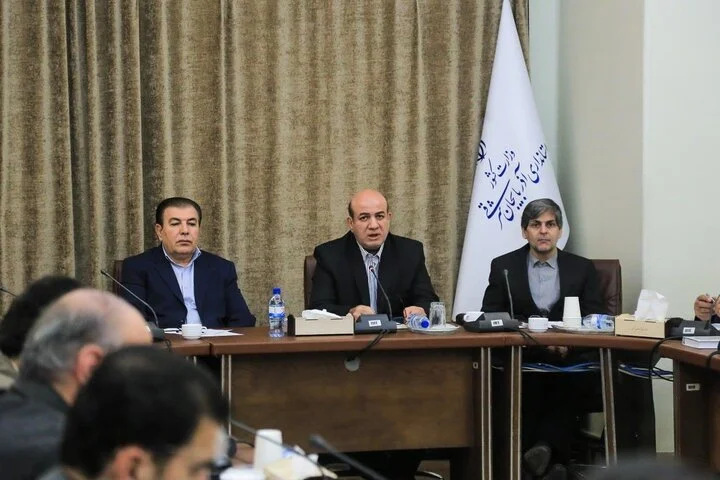 عارف‌پور: توقف تضییع حقوق مردم، هم وظیفه قانونی است هم تکلیف شرعی!