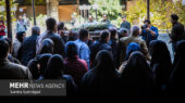 پیکر اشرف بروجردی در حرم عبدالعظیم حسنی با حضور چهره‌های سیاسی تشییع شد