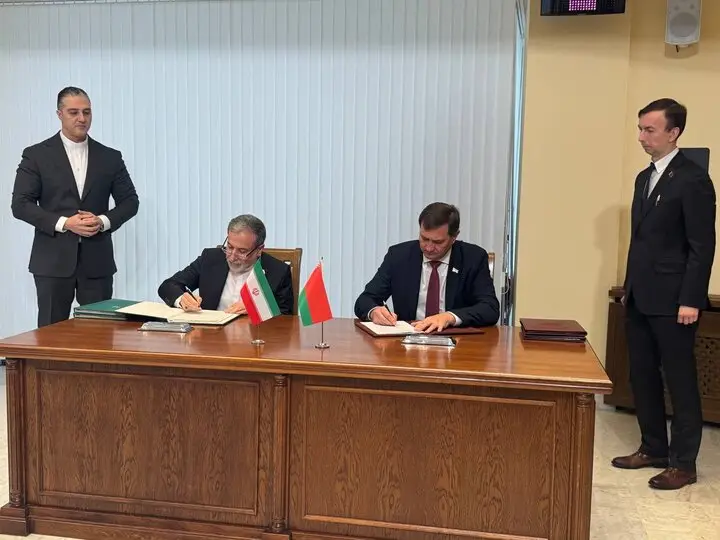 امضای سه سند حیاتی همکاری ایران و بلاروس برای مقابله با تحریم‌ها و تحکیم روابط بین‌الملل