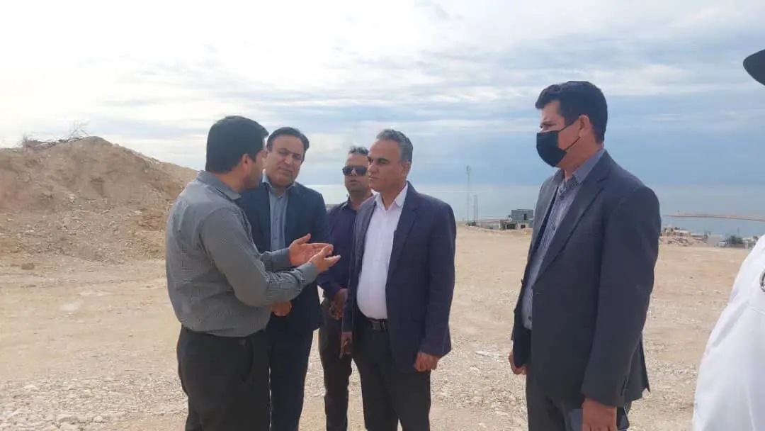 زیبا: عملیات تخلیه بار در اسکله کنگان تسریع شود