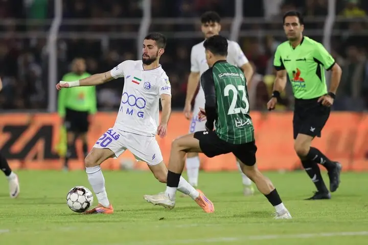 مهاجم سابق استقلال: چرا ساپینتو تغییراتش بی‌اثر شد؟ فرصت‌سوزی مهاجمان آبی‌ها دردسرساز شد!