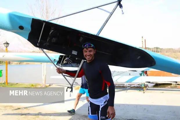 ورزشکاری که پس از ۳ سال به ایران برگشت: «پرچم کشورم ارزش جنگیدن دارد!»