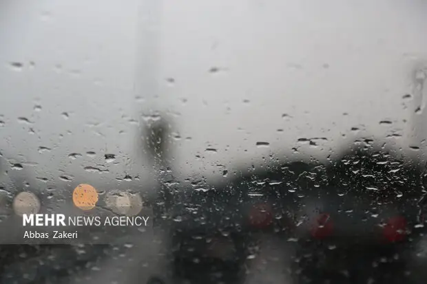 بارش باران در هشت‌بندی آغاز شد؛ مردم آماده باشند!